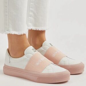 Givenchy Women's Sneakers in White and Light Pink